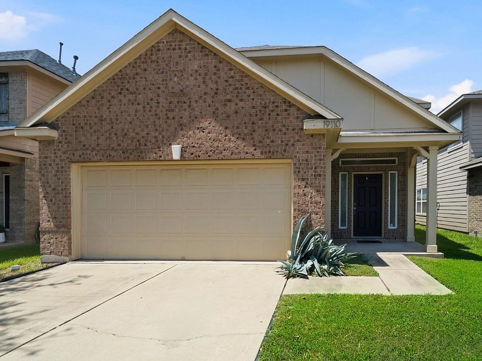 1st image of 19110 Walbrook Meadows Ln