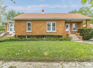 711 Taylor St, Joliet, IL 60435