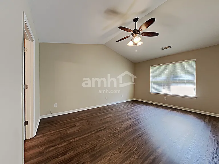2095 Mina Lane Dr — Photo 9