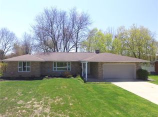 1190 Hunters Trl, Broadview Heights, OH 44147