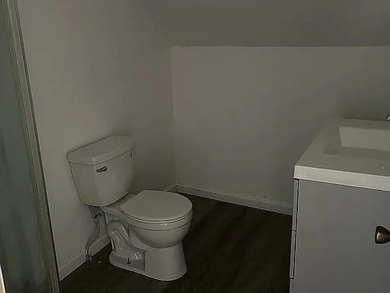 328 Reiman St #2 — Photo 10
