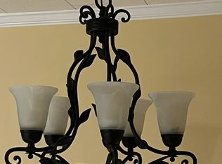 27 Maple St #2, Waterville, ME 04901