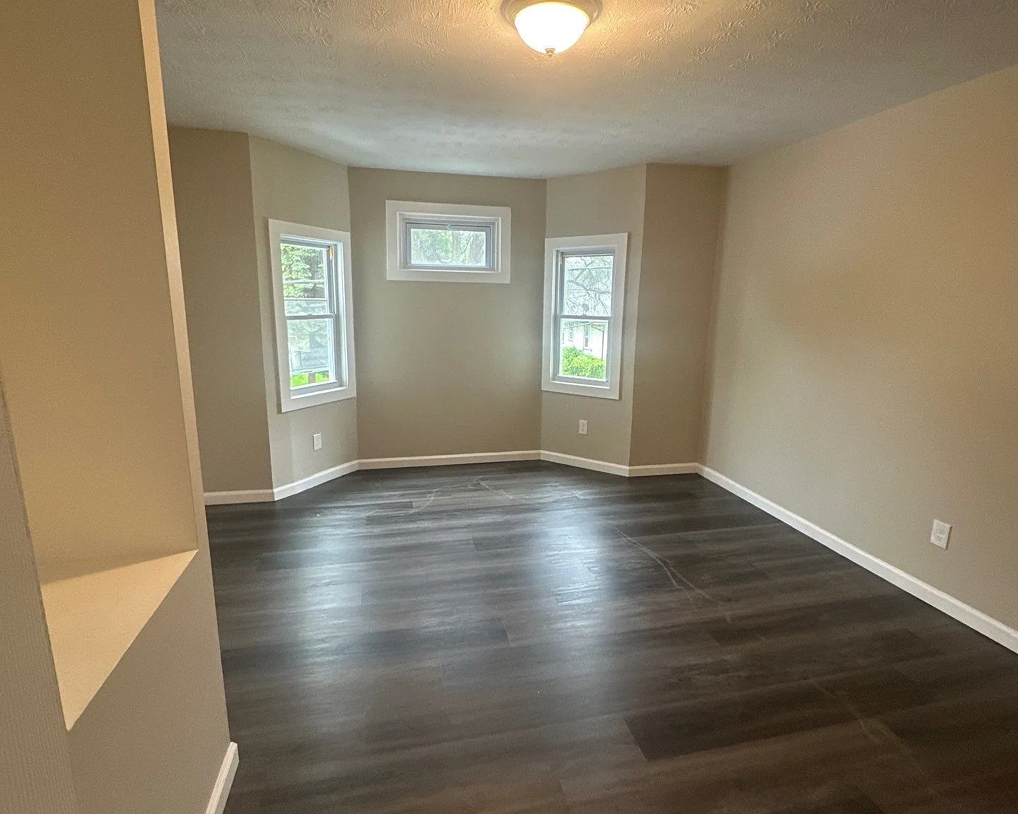 2 bed, 920 sqft, $1,150 — Photo 1