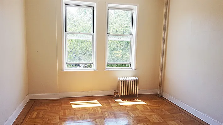 Rented by B.H. TAL Real Estate | media 20