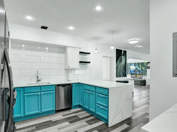708 NE 24th Ave, Pompano Beach, FL 33062