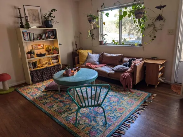 529 Hillsborough St, Chapel Hill, NC 27514