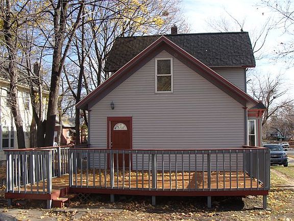 807 Princeton Exterior 002