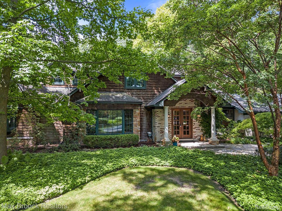 1st image of 30795 Woodside Dr