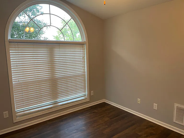 206 Skyline Dr — Photo 11