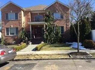 18 Cottage Ave, Staten Island, NY 10308