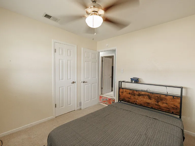 857 Chanticleers Ln — Photo 14