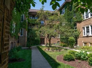 4910 N Glenwood Ave #3, Chicago, IL 60640