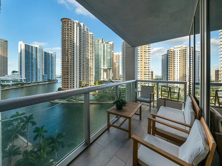 495 Brickell Ave #1102 — Photo 5