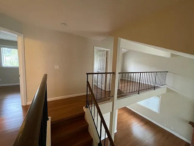 3 bed, 2.5 bath, 1700 sqft, $5,000 — Photo 3