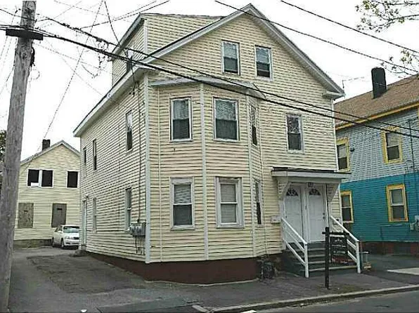 24 Wilson St, Providence, RI 02907