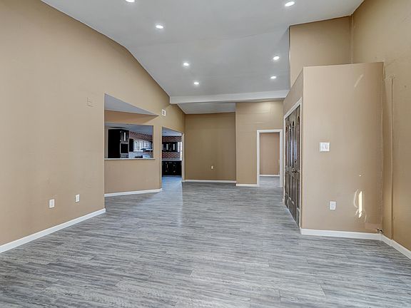 3rd image of 14609 Eston Pl