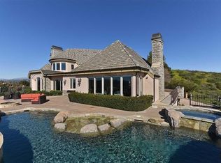 14 Coach Rd, Escondido, CA 92025