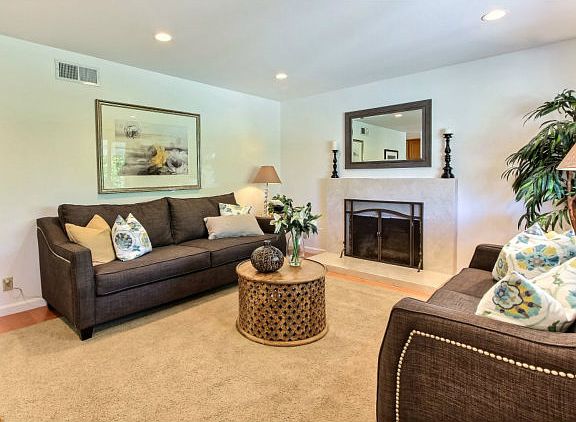 3rd image of 1186 Huntingdon Dr