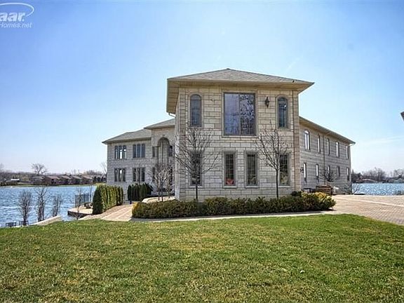 5th image of 11481 Bay Shore Dr