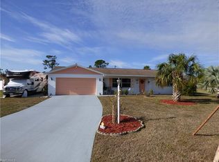 807 E Jersey Rd, Lehigh Acres, FL 33936