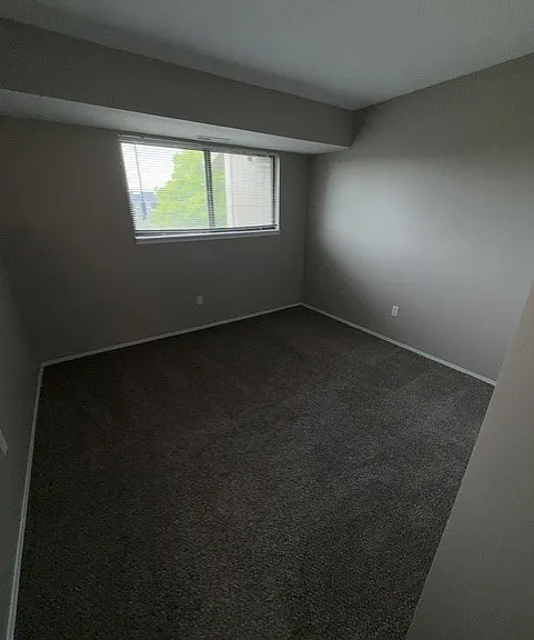 Beacon Point Apartments — Photo 23