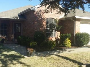 1006 Ingram Dr, Forney, TX 75126