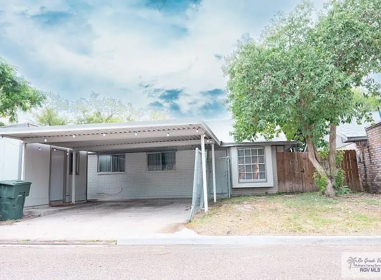 1809 S Williams Ln — Photo 19