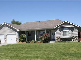 234 Cisco Ct, Mtn Home, ID 83647