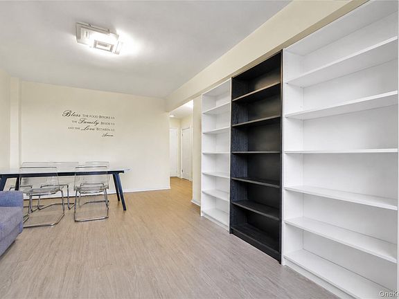 2nd image of 28-02 Parsons Boulevard #4E