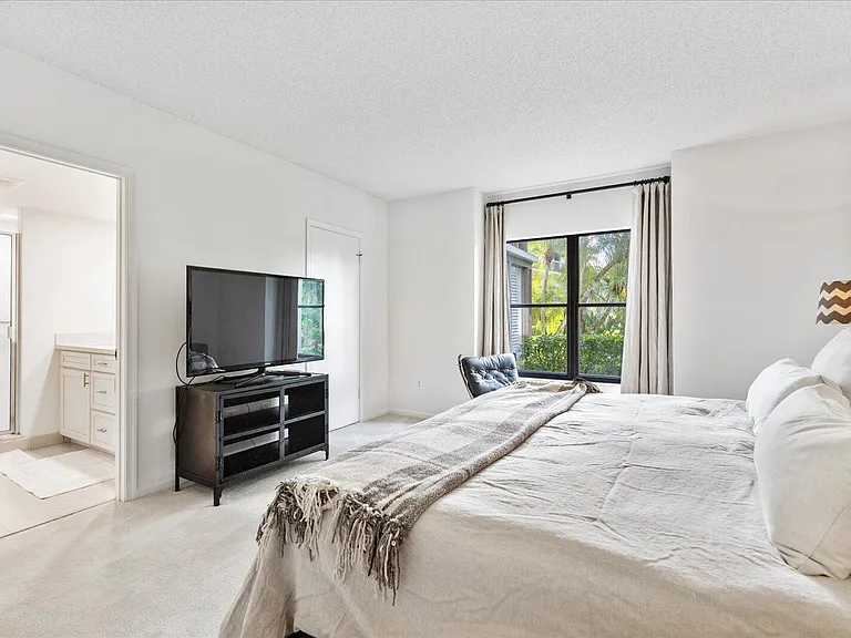 13307 Polo Club Rd #C106 — Photo 16