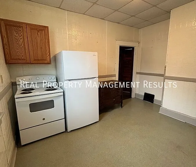 815 E Gum St — Photo 6