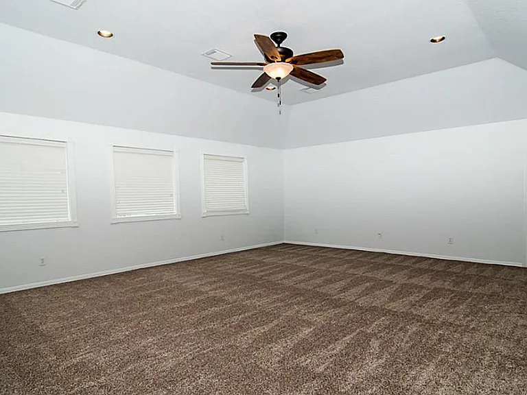 143 N Shawnee Ridge Cir — Photo 25