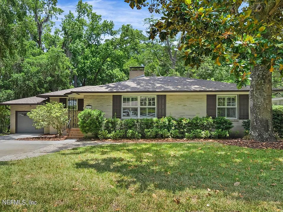1st image of 4313 Peachtree Cir E