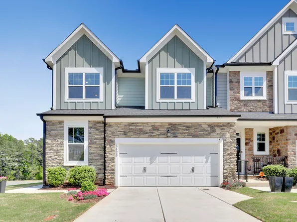 8426 Garnet Rose Ln, Raleigh, NC 27615
