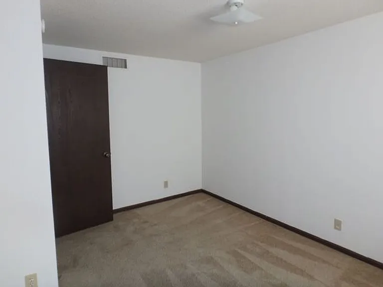 1113 Callie Dr #A — Photo 32
