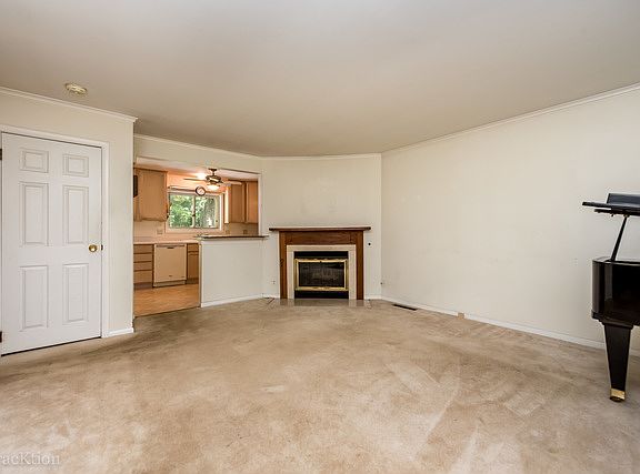 4th image of 5133 Riverview Dr