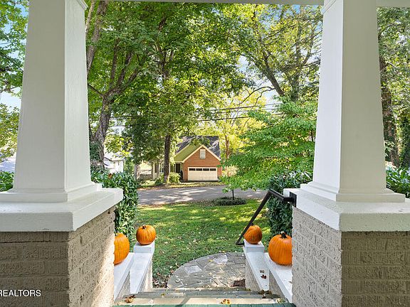 4th image of 1117 Craig Rd