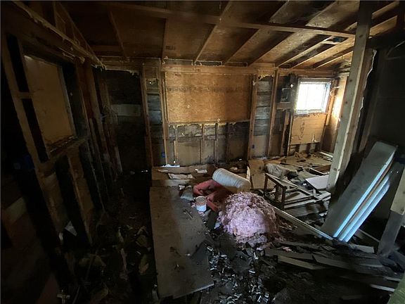 3rd image of 6712 College Ave