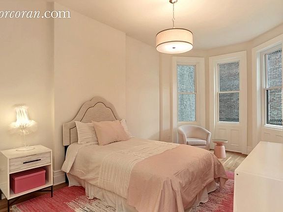 4th image of 160 Prospect Park W APT 3