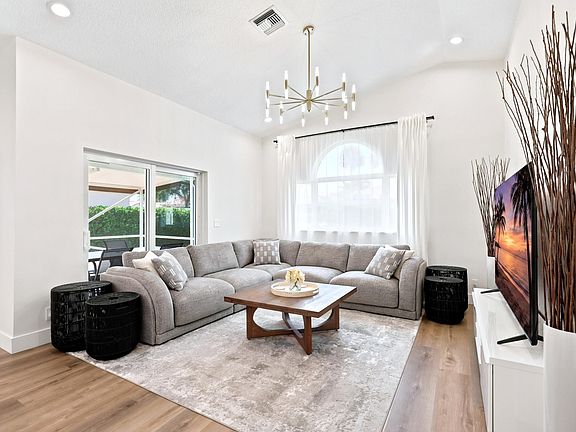 5th image of 5212 Bodega Place