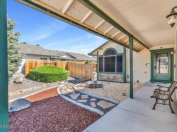 5th image of 1477 Kinglet Dr