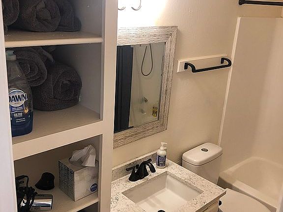 2nd image of 1000 W 26th St APT 215