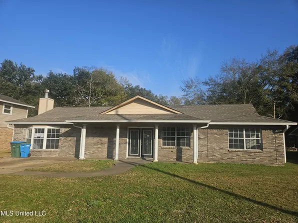 3710 Lincolnshire St, Pascagoula, MS 39581