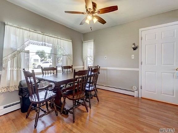 3rd image of 94 Sycamore Ln