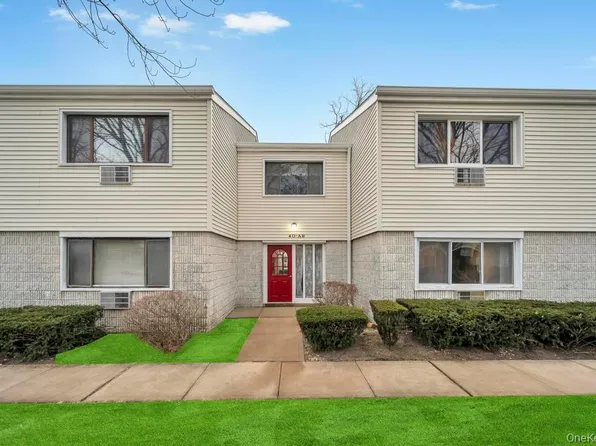 40 Richmond Boulevard #3B, Ronkonkoma, NY 11779