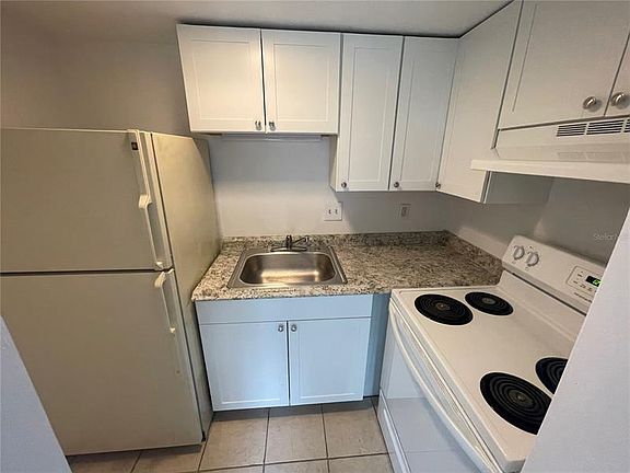 5th image of 1751-4 NE 2nd St