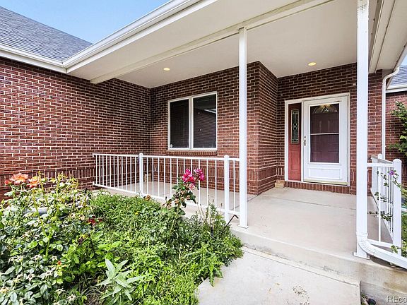 2nd image of 1470 Hawkridge Road