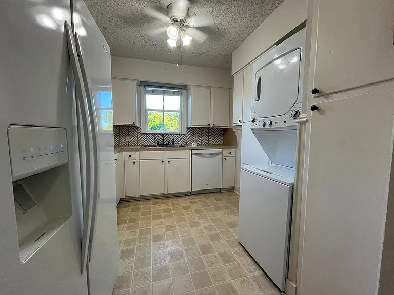 200 W Charnwood St — Photo 4