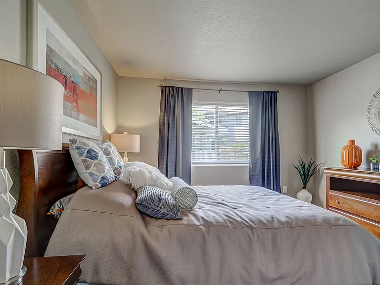 Allure at Tempe Apartments — Photo 7