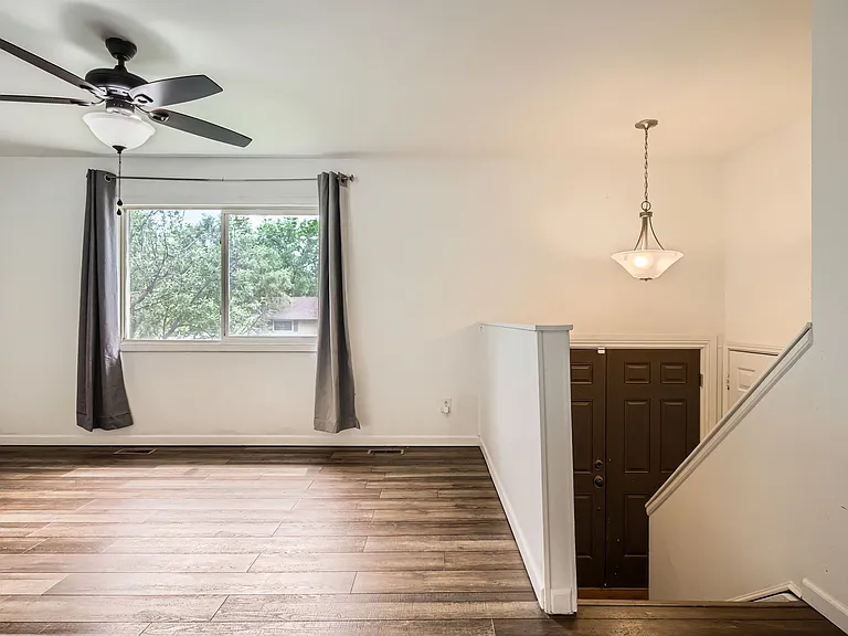605 Raemar Dr — Photo 11